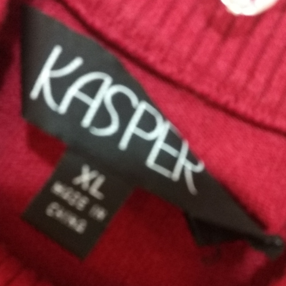 Red Sweater - Picture 4 of 4
